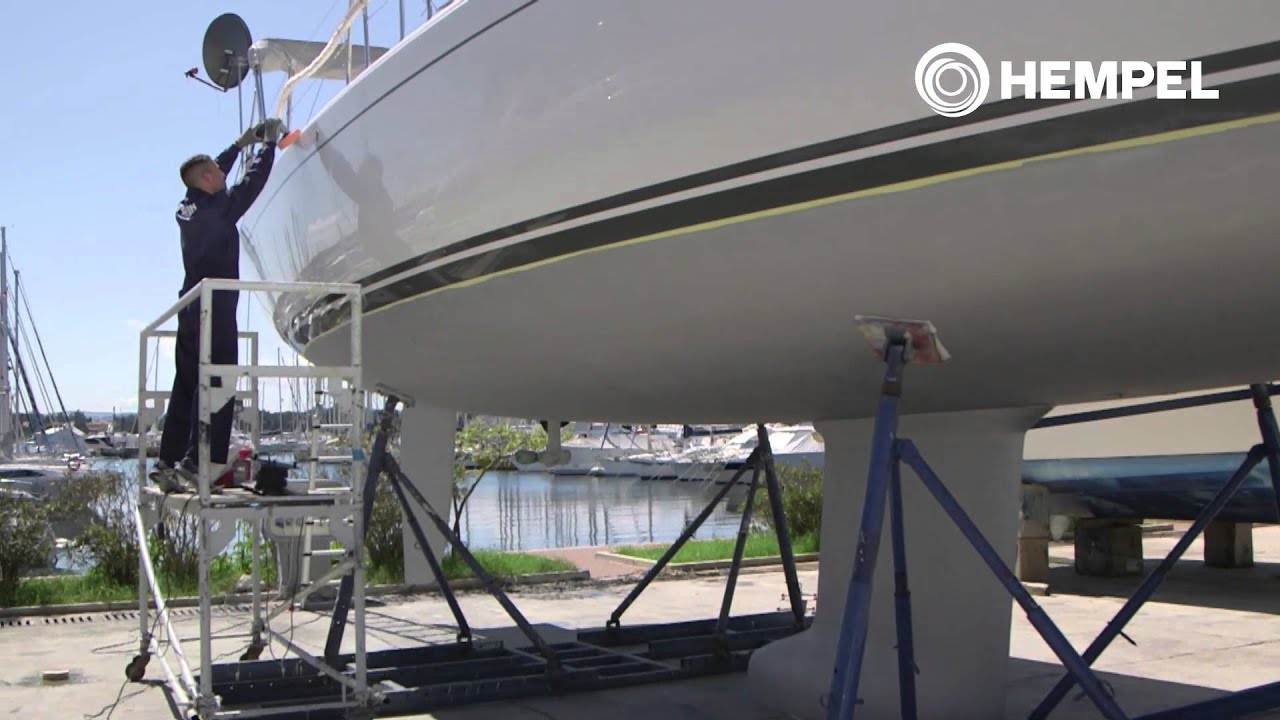 Titelseite How to polish and protect the gelcoat with Hempel's Custom Marine Polish UK